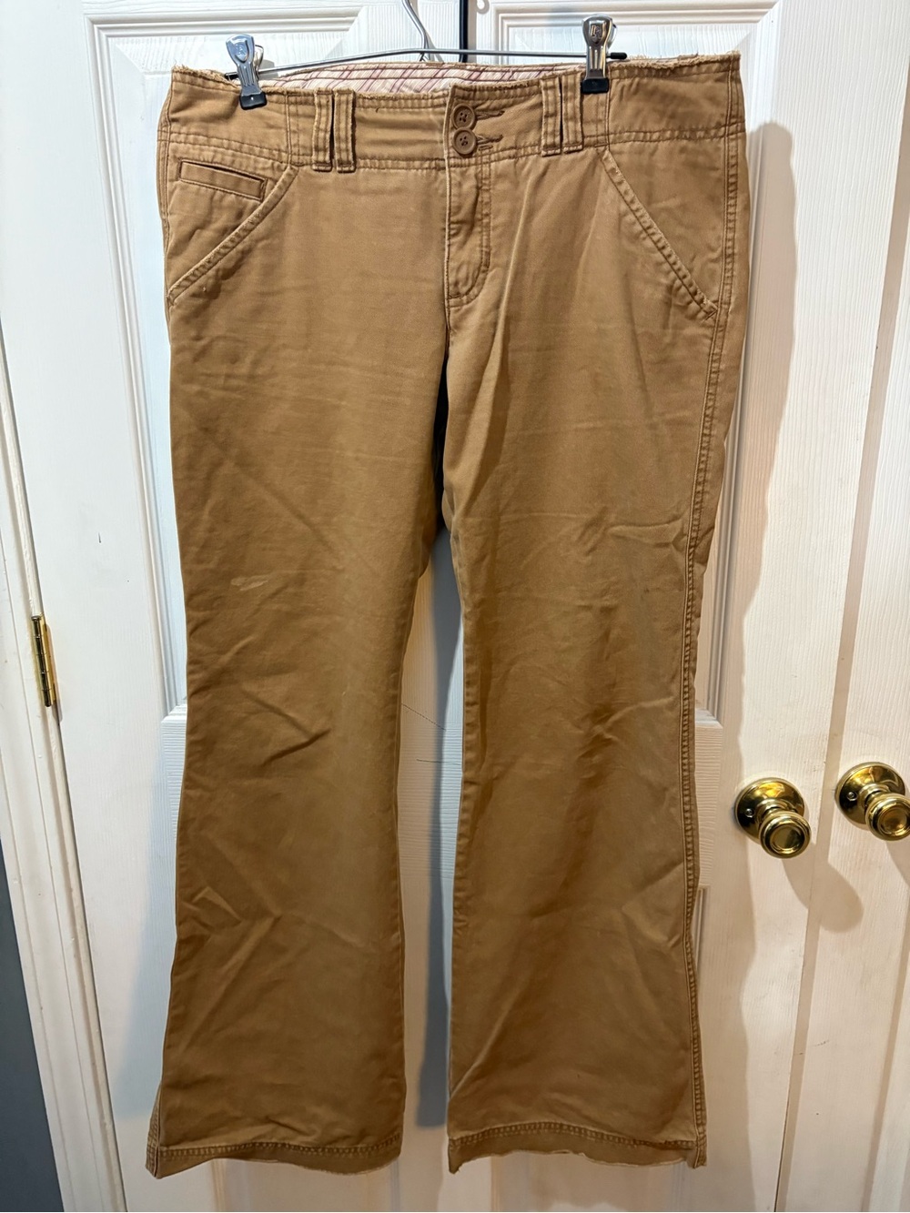 Abercrombie & Fitch Men's Tan Chino Pants